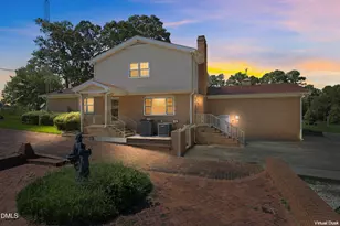 701 Sunset Ave, Clinton, NC 28328 - Photo 3