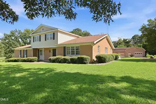 701 Sunset Ave, Clinton, NC 28328 - Photo 5
