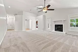 301 Larchmont Rd, Fayetteville, NC 28311 - Photo 9