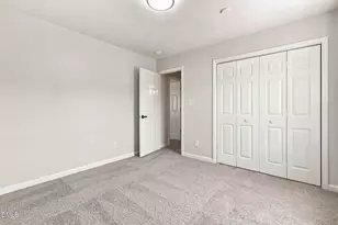 301 Larchmont Rd, Fayetteville, NC 28311 - Photo 29