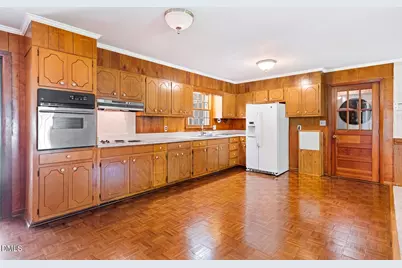 403 E McPherson Drive, Mebane, NC 27302 - Photo 9