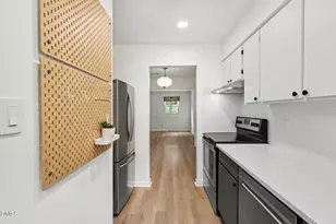 6561 New Market Way, Raleigh, NC 27615 - Photo 9