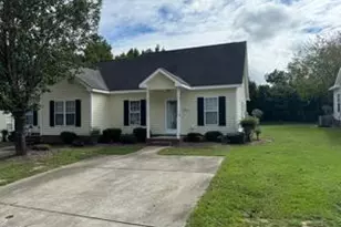 1239 Stoneridge Ln, Rocky Mount, NC 27804 - Photo 1