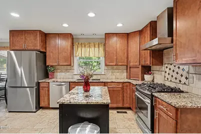 611 Flagstone Way, Durham, NC 27712 - Photo 3