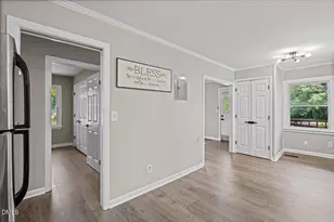 204 E Branch St, Benson, NC 27504 - Photo 9