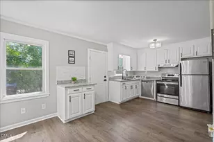 204 E Branch St, Benson, NC 27504 - Photo 3