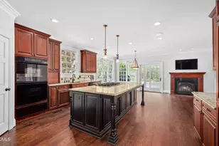 64 Pin Oak Ct, Chapel Hill, NC 27517 - Photo 41