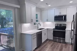 102 Fifer Ct, Cary, NC 27511 - Photo 3
