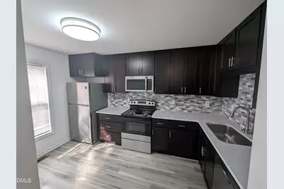 1005 Shades Place, Raleigh, NC 27601 - Photo 5