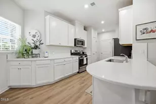 408 Judge Ct, Durham, NC 27703 - Photo 7