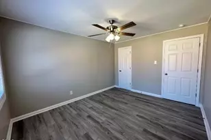 2704 Cartier Dr, Raleigh, NC 27608 - Photo 7