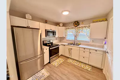 220 Hill Street, Roxboro, NC 27573 - Photo 13