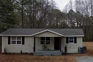 1615 Halsey Loop, Hope Mills, NC 28348 - Photo 1