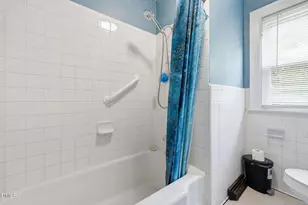 203 Vernon St, Broadway, NC 27505 - Photo 23