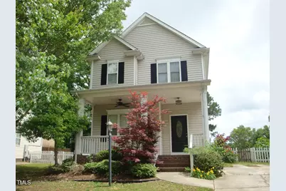 513 E Maple Avenue, Holly Springs, NC 27540 - Photo 1