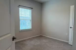 946 Channing Park Cir, Cary, NC 27519 - Photo 25