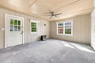 207 Pendergraft Rd, Bunnlevel, NC 28323 - Photo 21