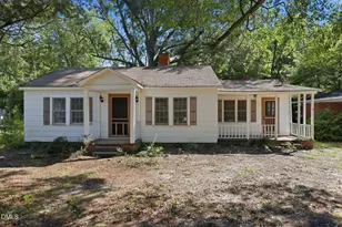207 Pendergraft Rd, Bunnlevel, NC 28323 - Photo 1