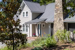 318 W Queen St, Hillsborough, NC 27278 - Photo 5