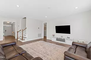 435 Gartrell Wy, Cary, NC 27519 - Photo 25