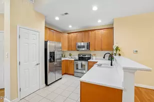 807 Swan Neck Ln, Raleigh, NC 27615 - Photo 13