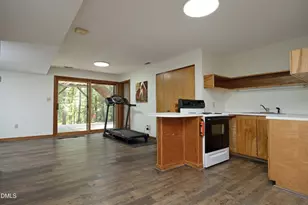 10 Ellen Pl, Chapel Hill, NC 27514 - Photo 29