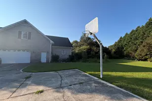 908 Windrow Ln, Raleigh, NC 27603 - Photo 23
