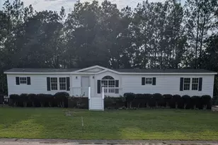 104 Franklin Rd, Raeford, NC 28376 - Photo 1