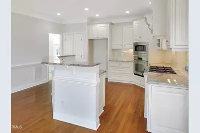 1605 Green Oaks Parkway, Holly Springs, NC 27540 - Photo 9