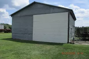 382 Pig Cradle Ln, Clinton, NC 28328 - Photo 11