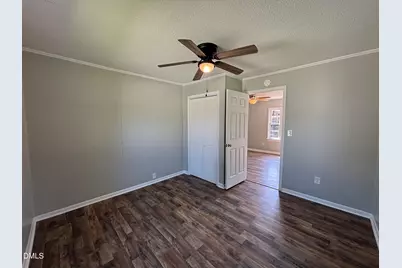 20 W Edgerton Street, Smithfield, NC 27577 - Photo 9