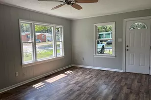 20 W Edgerton St, Smithfield, NC 27577 - Photo 3