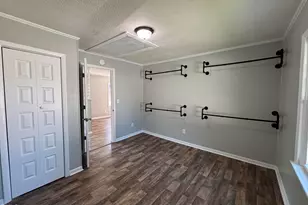 20 W Edgerton St, Smithfield, NC 27577 - Photo 11