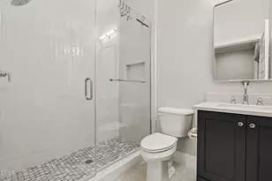 2121 Oberlin Vlg Dr, Raleigh, NC 27605 - Photo 33