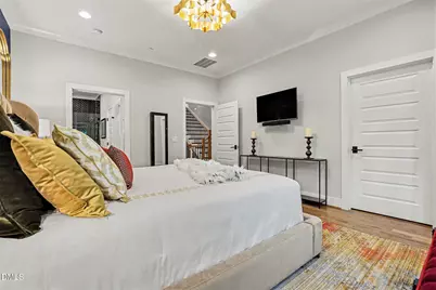 2121 Oberlin Village Drive #105, Raleigh, NC 27605 - Photo 27