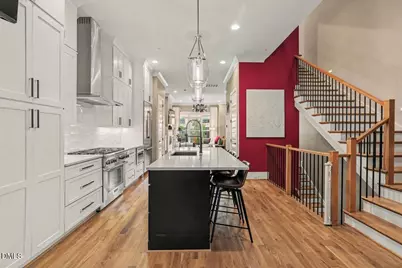 2121 Oberlin Village Drive #105, Raleigh, NC 27605 - Photo 15