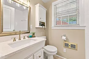 209 N Watauga Ave, Dunn, NC 28334 - Photo 29