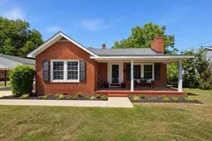 209 N Watauga Ave, Dunn, NC 28334 - Photo 1