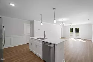 314 E Howard St, Roseboro, NC 28382 - Photo 9