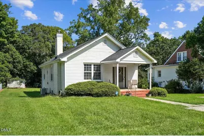 1916 Oxford Road, Henderson, NC 27536 - Photo 1