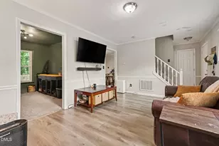 7320 Ewing Pl, Raleigh, NC 27616 - Photo 9