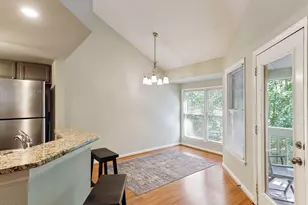 117 Abingdon Ct, Cary, NC 27513 - Photo 7