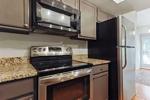 117 Abingdon Ct, Cary, NC 27513 - Photo 11