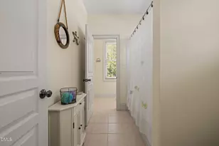 323 Oxfordshire Ln, Chapel Hill, NC 27517 - Photo 43
