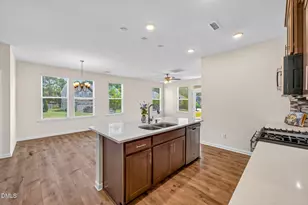 609 Crestdale Dr, Clayton, NC 27520 - Photo 5