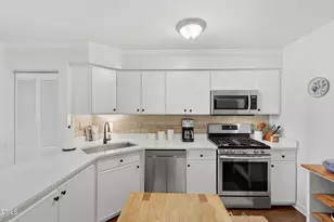 411 Summerwalk Cir, Chapel Hill, NC 27517 - Photo 13