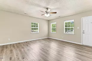 806 Felicia St, Durham, NC 27704 - Photo 5