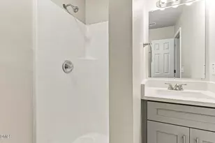 810 Felicia St, Durham, NC 27704 - Photo 25