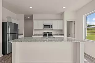 154 S Waterstone Ln, Clayton, NC 27520 - Photo 5