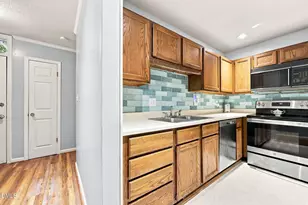 101 Thomas Ln, Carrboro, NC 27510 - Photo 9